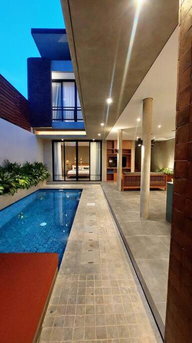 Akhila 2 - 2 Bedroom Modern Tropical At The Heart Of *