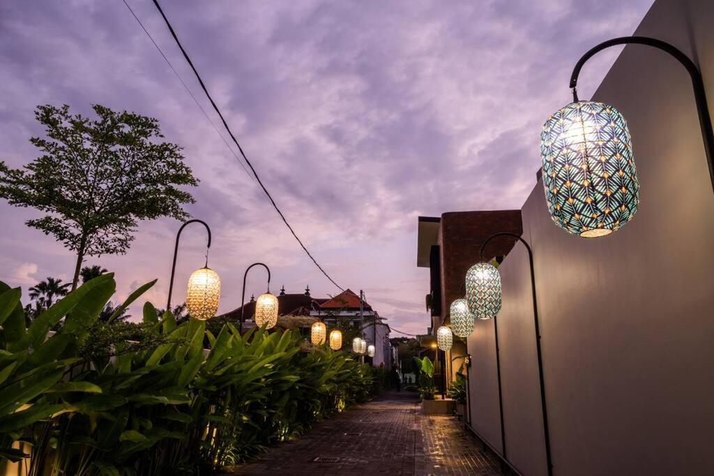 Akhila 2 - 2 Bedroom Modern Tropical At The Heart Of Seminyak (Bali)