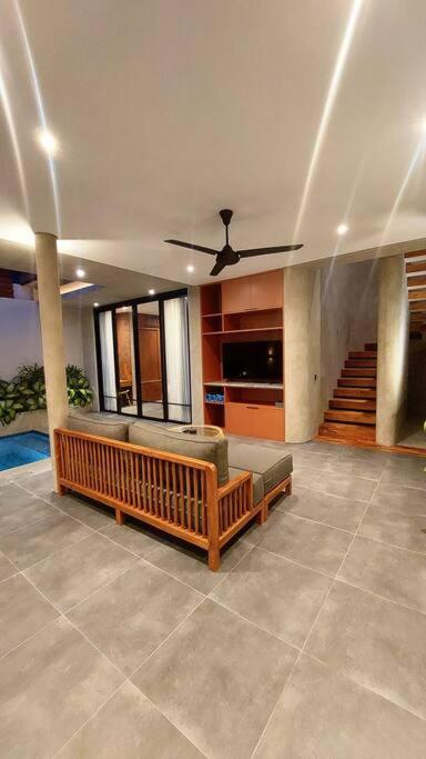 Villa Akhila 2 - 2 Bedroom Modern Tropical At The Heart Of