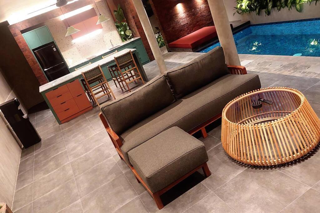 Villa Akhila 2 - 2 Bedroom Modern Tropical At The Heart Of