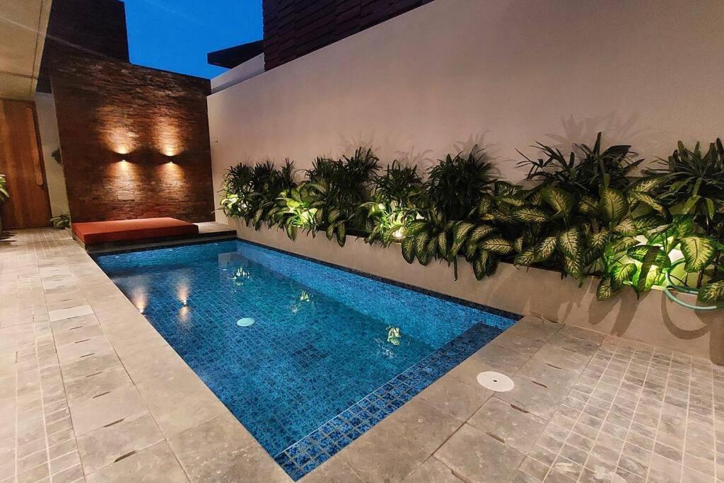 Villa Akhila 2 - 2 Bedroom Modern Tropical At The Heart Of